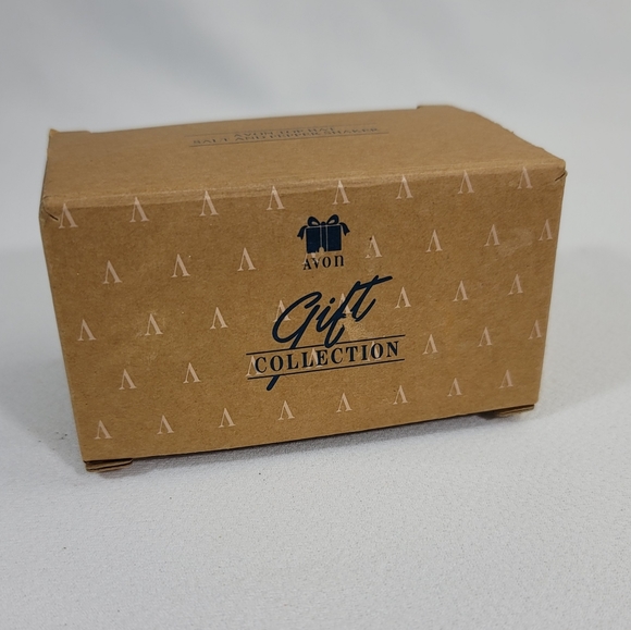 Vtg Avon Top Hat Salt & Pepper Shaker - Picture 13 of 14